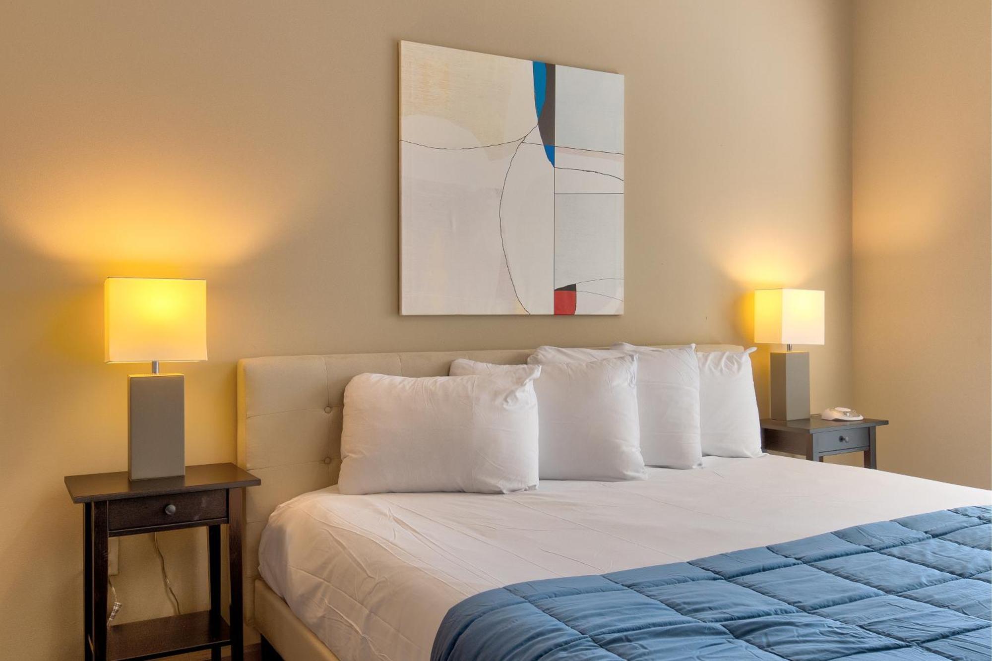 Kasa West End St Louis Aparthotel