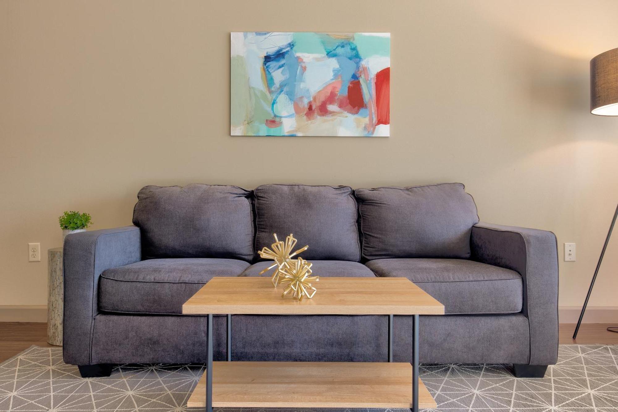 Kasa West End St Louis Aparthotel